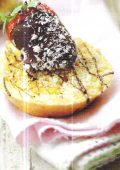 img Crostatine alla Crema di Cocco con Fragole al Cioccolato (2021)