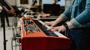 Udemy – Il metodo per suonare il pianoforte senza spartiti – BASE – Ita