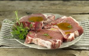 Cotolette di Maiale con Contorno di Mais – Ricetta (2019)